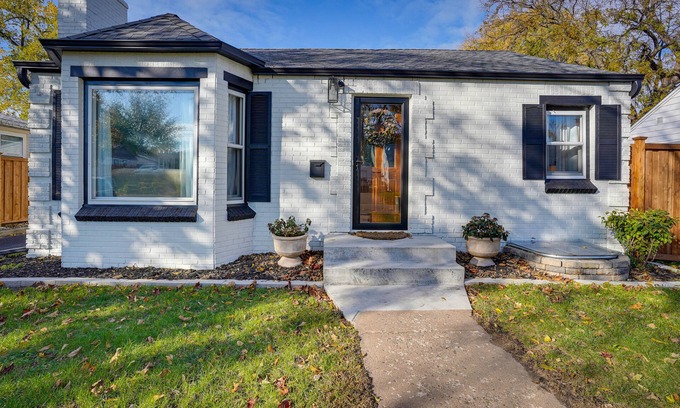 Richfield House | Richfield Retreat w/Fire Pit, Gas Grill & Yard!