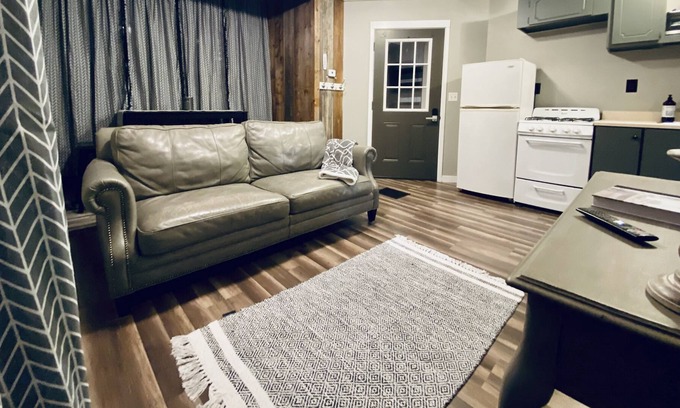 Richland Apartment | Richland NY/ The Inn Between Suite C