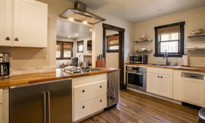 Nob Hill House | Richmond Cottage