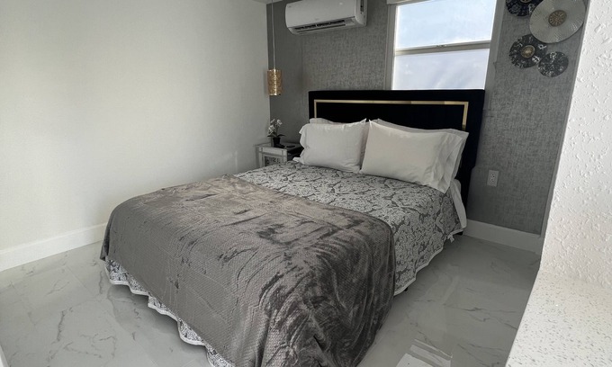 Tampa Apartment | richon of love