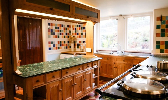 Chapel en le Frith House | Ridge Hall, CHAPEL-EN-LE-FRITH