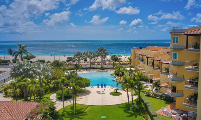 Aruba House | Right on Eagle Beach - Oceania Residences 2 bedroom/2 bath ground level 🌴☀️👙
