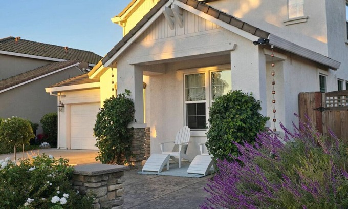 Ripon House | Ripon Park House, 4 bedroom 2.5ba