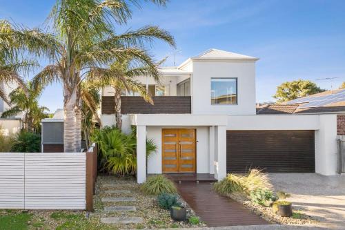 Torquay House | Rippleside Spa Premium 12