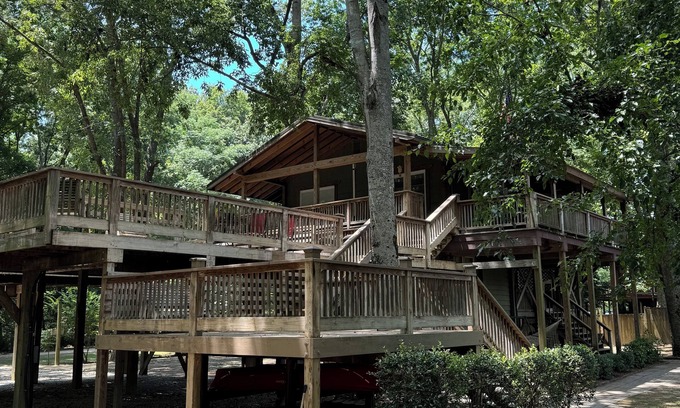 Elizabethtown Cabin | RivahGetaway. Your Perfect Waterfront Retreat on Cape Fear River/Pet Friendly