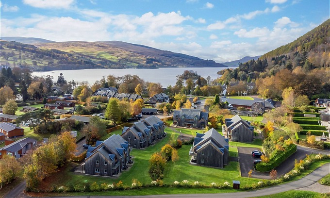 Kenmore Cottage | Rivard - sleeps 6 guests in 3 bedrooms