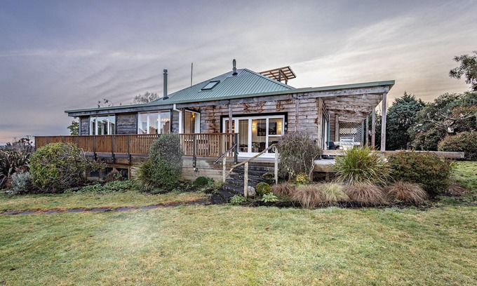 Horopito Cottage | Rivendell - Horopito Holiday Home