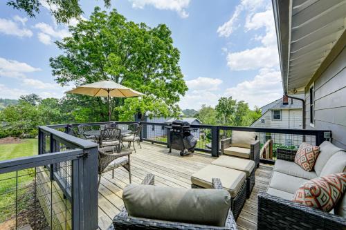 South French Broad House | River Arts District Home - Walk to Downtown!