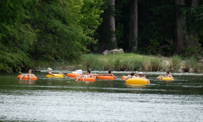 Kerrville House | River Frontage! 600' of private Guadalupe River - Tubes/Floats included!