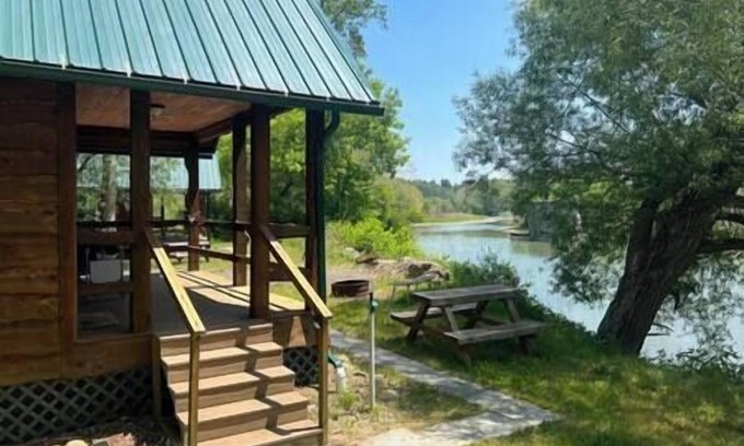 Belfast Cabin | :)River Getaway LogCabin | 4ComfyQBed +Electric #3