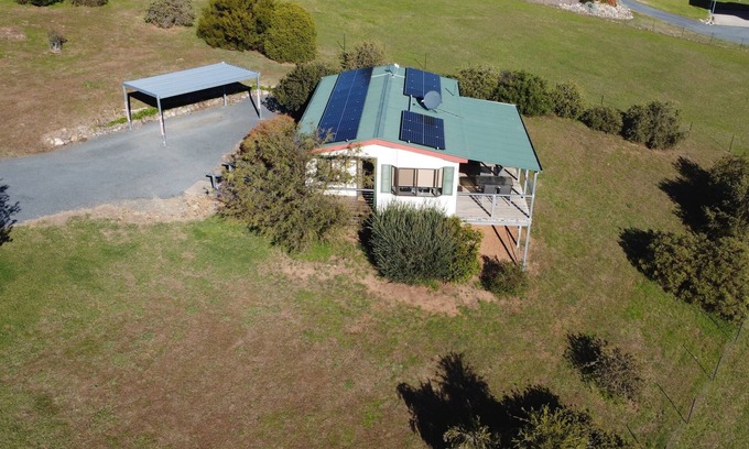 Little River Cottage | River Gum Pet Friendly Cottage