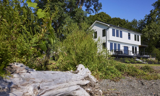 Malden House | River House North / Waterfront