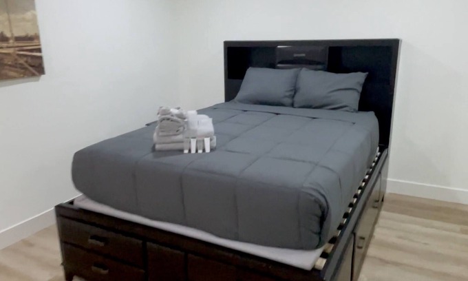 Duchesne Apartment | River Inn by CB&M