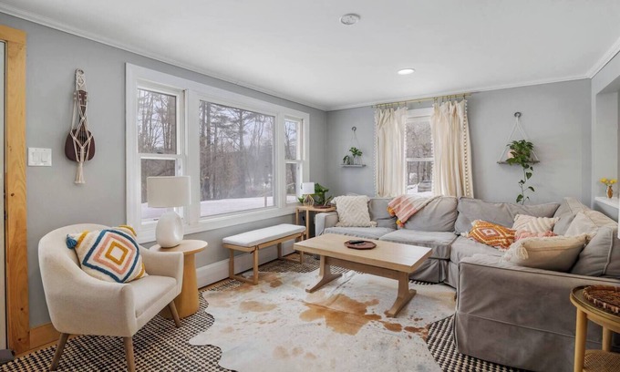 Stowe Area House | River Road Hideaway, At the foot of Cady Hill & Rec Path!
