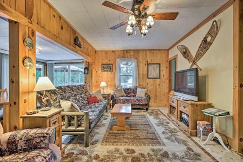 Warrensburg House | River Road Retreat