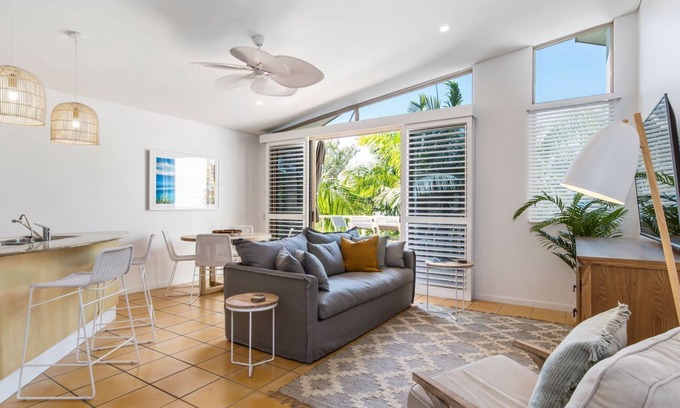 Noosaville Resort | River Views.Iconic Central Location.Walk To Everything