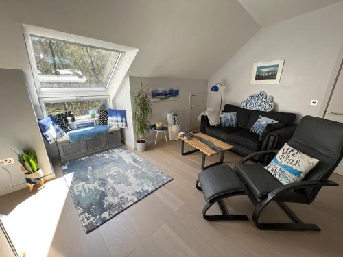 Backbarrow Apartment | River Vista Retreat - Luxury duplex Apt - Views - Parking - Cycle storage - Spa access option