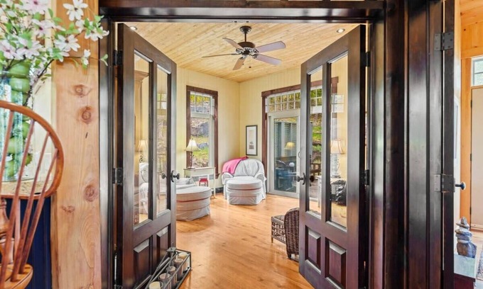 Muskoka Lakes House | Riverdale Retreat Sum