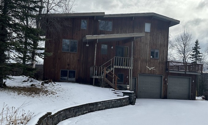 Soldotna Apartment | Riverfront Basement Apartment with Access to Kenai River Fishing