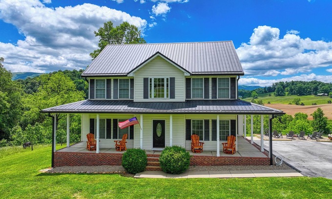 Bristol Cabin | Riverfront home on South Holston River Perfect for Fishing, Hiking, Relaxing