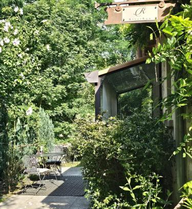 Saint-Geniez-d'Olt House | RiverRun