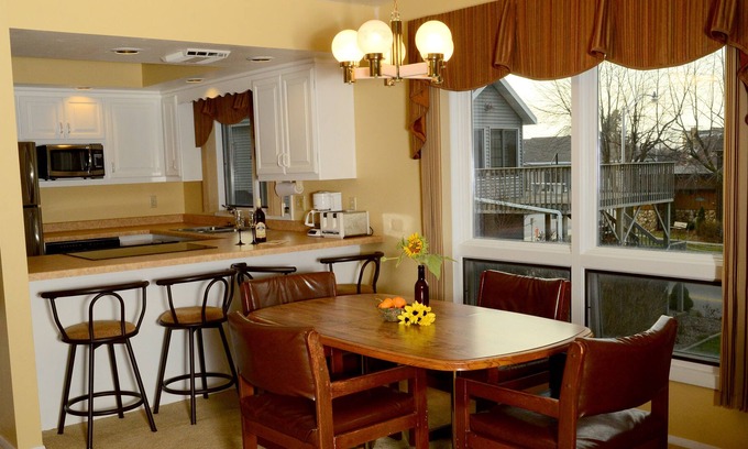 Algoma Condo | Rivers Edge Condominiums, Waterfront condos located in Algoma WI. Lake Michigan