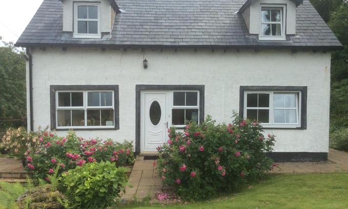 Dalmally Bed & Breakfast | Riverside Cottage B&B