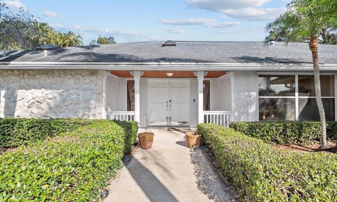Beau Rivage West House | Riverside Retreat: 4BR/3BA with Private Dock and Boat Lift