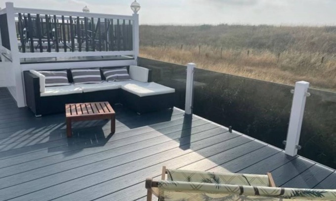 Rye Harbour House | Riverside terrace - Overlooking the nature reserve