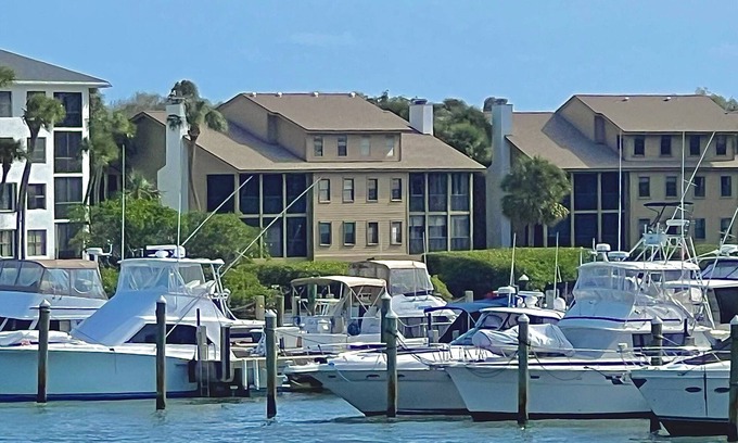 Stuart Condo | Riverwood Hutchinson Island