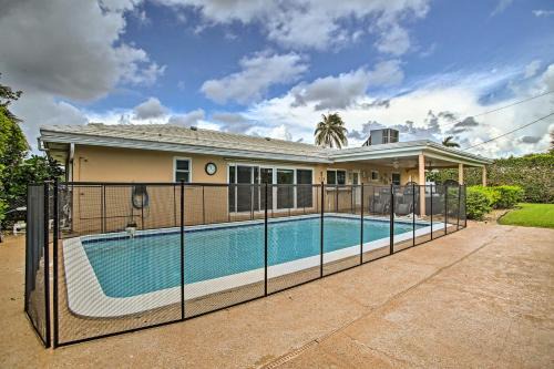 Singer Island House | Riviera Beach Vacation Home with Pool Walk to Beach