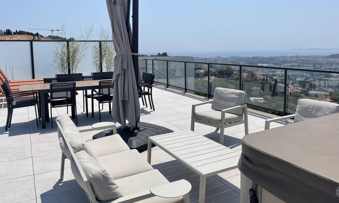 Saint Antoine Apartment | Riviera Hills 2 bedroom apartment VRBO