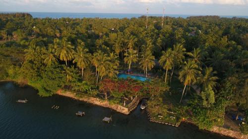 Manmunai North Hotel | Riviera Resort