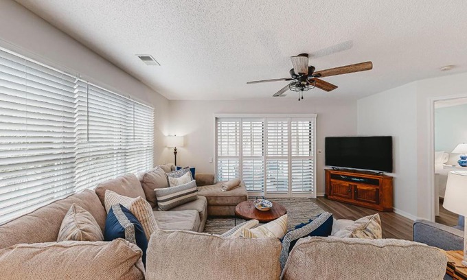 Sea Trail Apartment | Robin's Nest