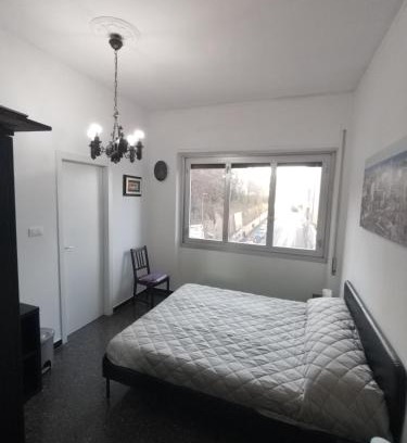 Albaro House | Roby's Rooms affittacamere a Genova, San Martino