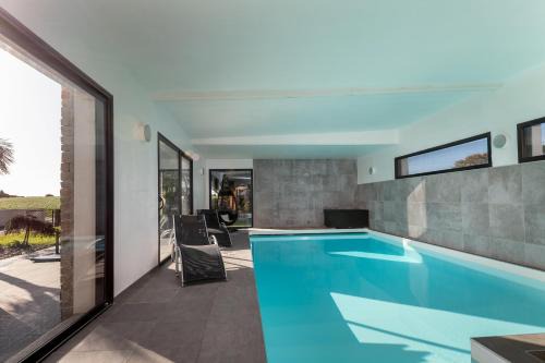 La Celle-sous-Gouzon Villa | ROC'H AVEl