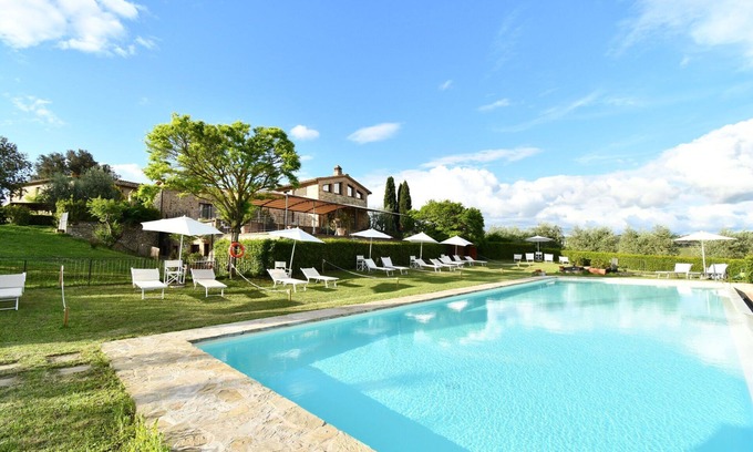 Ponte di Gabbiano Apartment | Rocche di Valiano, Geranio in Siena, pool use, AC