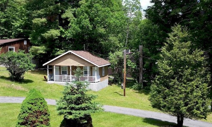 Lake George Resort | Rock Castle Resort