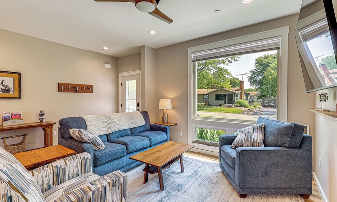 Rock Hall House | Rock Hall Retreat w/Balcony Near Park & Marina!