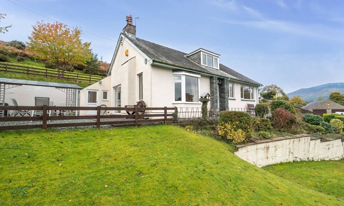 Braithwaite House | Rock Lynn - a bungalow that sleeps 4 guests in 2 bedrooms