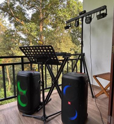 Gomagoda House | Rock View Home