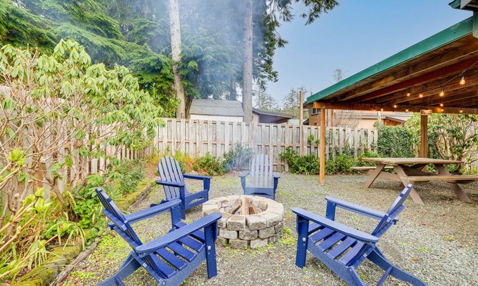 Rockaway Beach House | Rockaway Beach Home, Walk to Ocean, Pet Friendly!