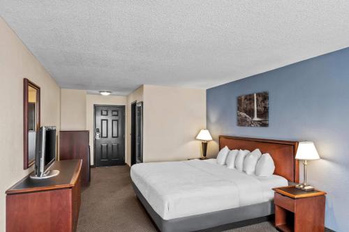 Barboursville Hotel | Rodeway Inn