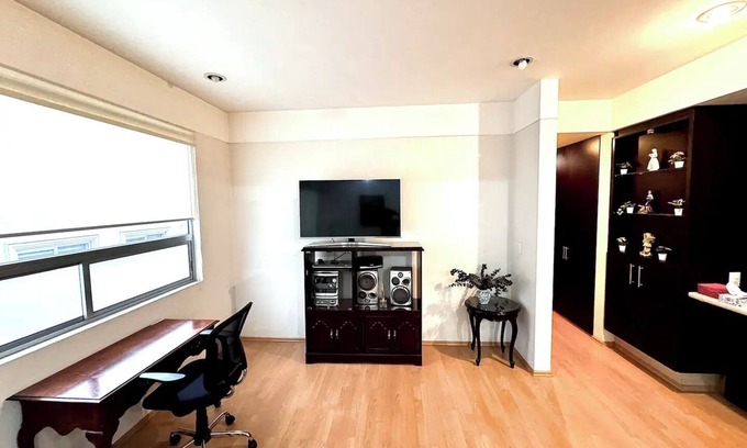 Roma Sur Condo | Roma Eterna