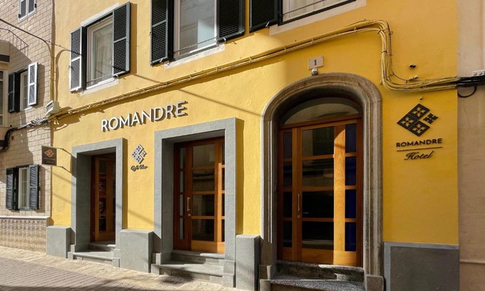 Alayor Hotel | ROMANDRE