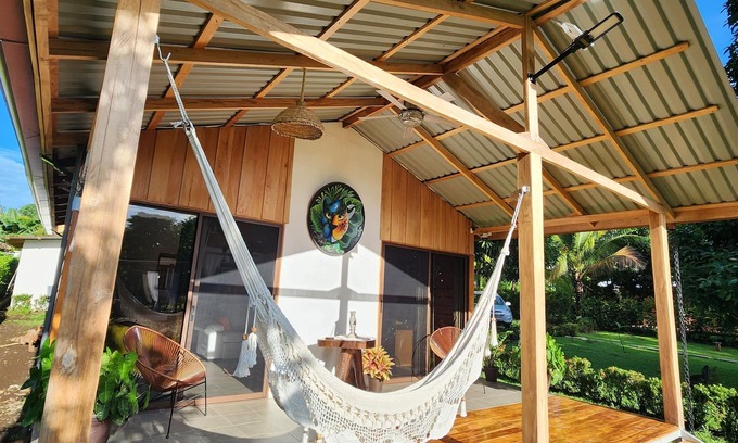 Valle Azul Cabin | Romantic Cabin in the Forest, Valle Azul, Bungalows Tulipanes CR