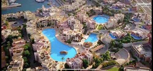 Aqaba Apartment | Romantic chalet between swimming pools and close to the seashore