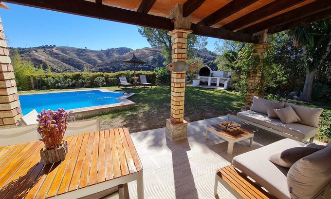 Coin House | Romantic finca - 25 min. from Marbella