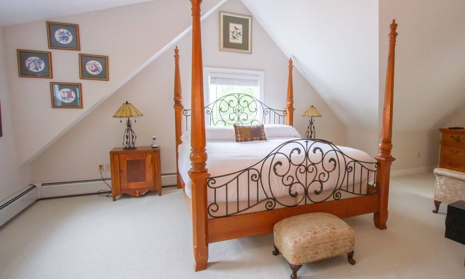 Woodstock House | Romantic Guest House Hideaway