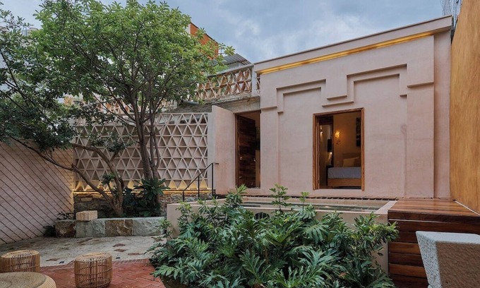 Ruta Independencia Apartment | Romantic Oaxaca Apartment w/Garden & AC – Walk to Historic Sites